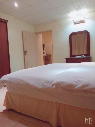 Hotel ??????