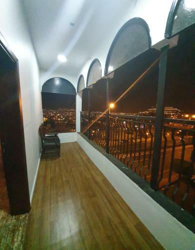 Hotel ??????