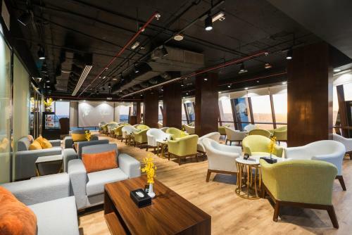 Tulip Plaza Hotel