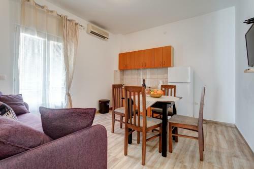 Apartamento Villa Savovic
