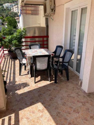 Apartamento Villa Savovic