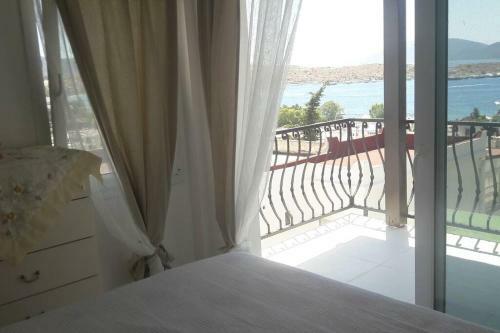 Bodrum B?tez -asarlik Denize 100 M. Villa