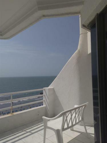 Apartamento Vista Al Mar En Edificio Mar Adentro Bocagrande