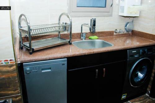 Hostal Aswan Plaza - No 505 - 7th Floor
