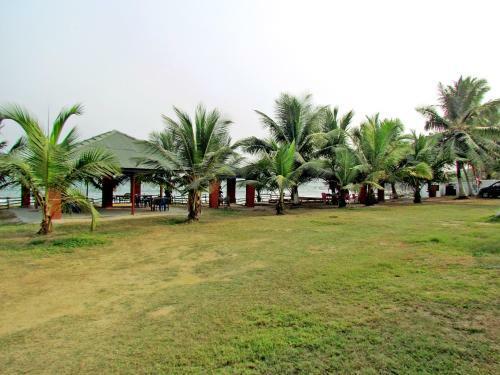 Hostal Comfort Beach Resort