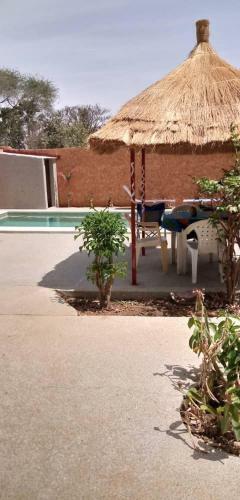 Bed & Breakfast Chez Aicha 2,maison D'accueil, Ndagane Campement