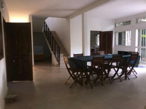 Bed & Breakfast Chez Aicha 2,maison D'accueil, Ndagane Campement