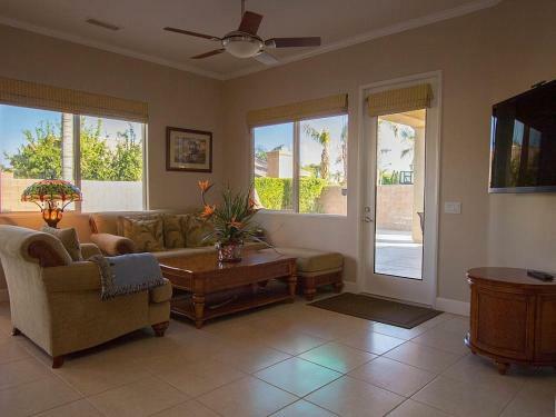 Villa Usuman - Luxury With Pool