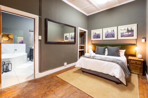 Hostal Royal Tree Guest House