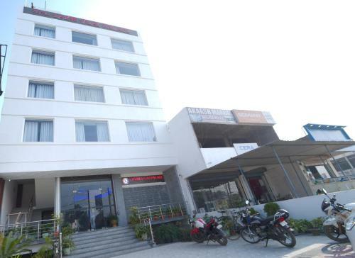 Hotel Laxmi Vilas Palace