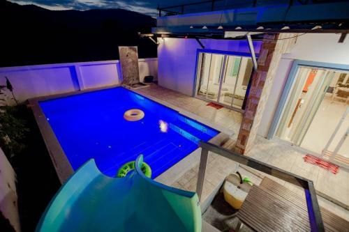 ??????? ??????? ?????? ????????? Rainbow Party Hua-hin Poolvilla