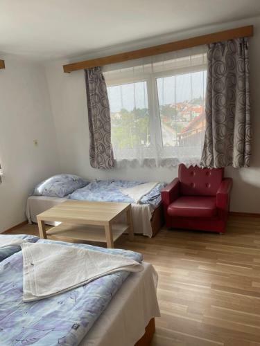 Hostal Penzion Font�na