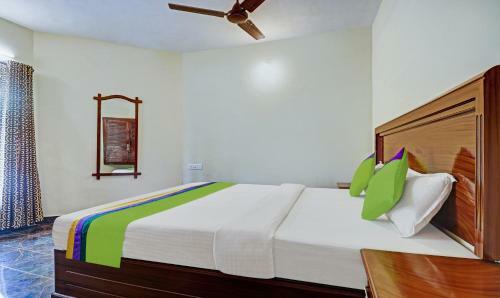 Hotel Treebo Trend Linchu Ayur Resort Kovalam