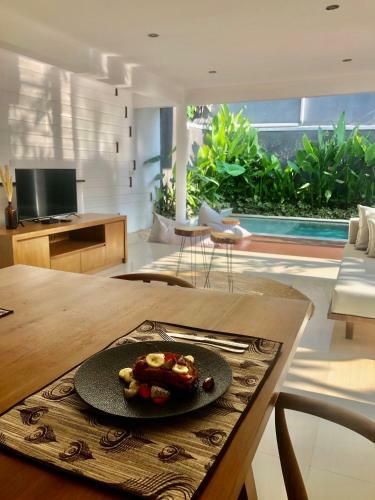Tropical Romantic Villa Seminyak Petitenget