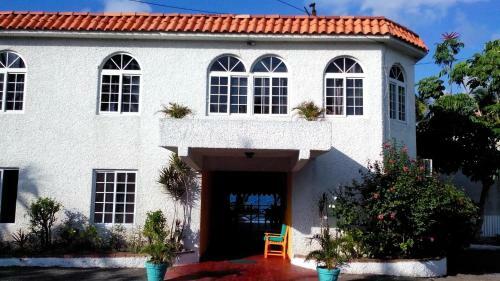 Apartamento Chrisanns Beach Resort