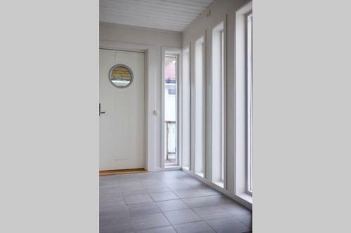 Apartamento Central Large Modern House With A View