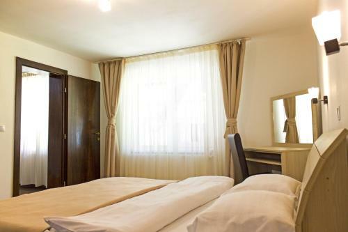 Hostal I Love Bran House