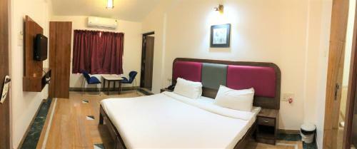 Hotel Sapphire By Fair Hospitality