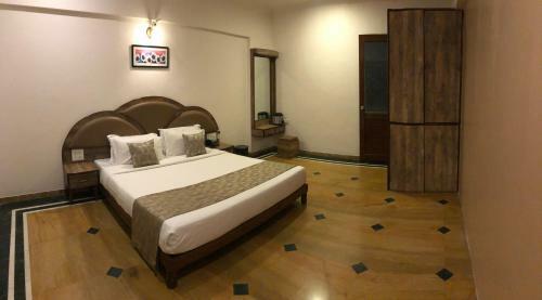 Hotel Sapphire By Fair Hospitality