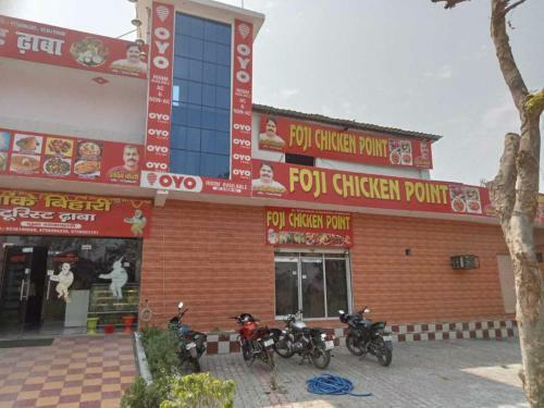 Apartamento Oyo Home 85099 Bankey Bihari Hotel