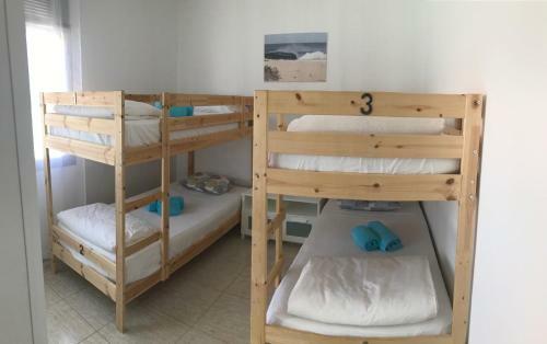 Albergue Surfintrip Academy&camp
