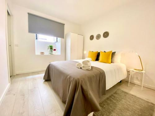 Brighthouse - Modern Apartments In S�tio Nazar�