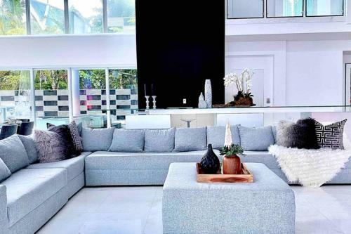 Villa Boti - Luxury Villa W/pool
