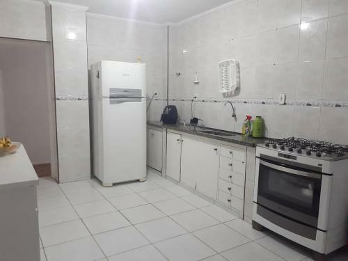 Apartamento Amplo De Frente Para O Mar, Santos-sp