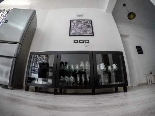 Black&white Guest House