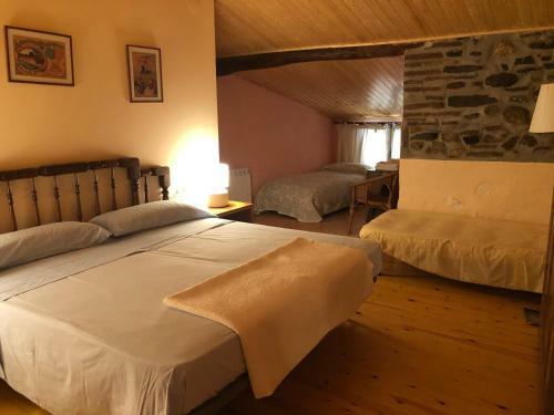 Can Borr�s - Casa Rural, G�te, Vacation Rental - Priorat