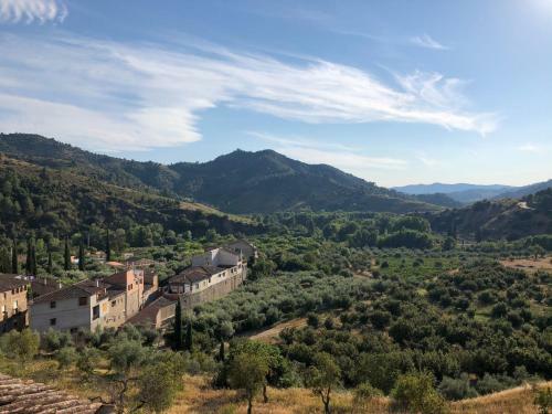 Can Borr�s - Casa Rural, G�te, Vacation Rental - Priorat