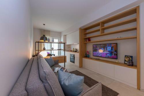 Giamamir� Apartment 100mt From Sea