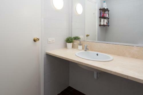 Apartamento Tranquilidad Junto Al Mar Con Piscina