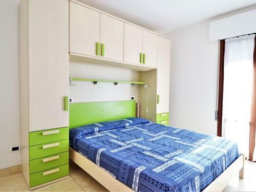 Snug Apartment In Rosolina Mare With Shared Swimming Pool