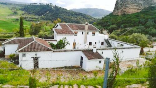 Hotel Rural Hacienda Puerto De Las Muelas