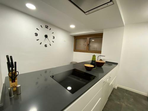 Apartamento Prado 5, Piso De Lujo A 50m De La Plaza Mayor