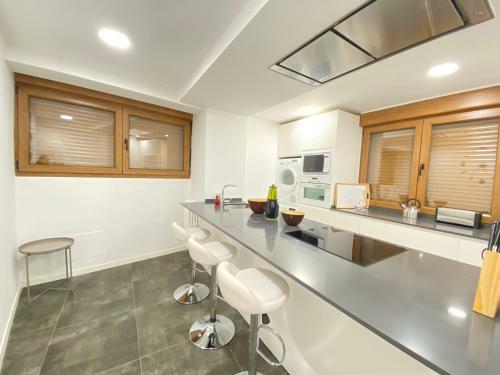 Apartamento Prado 5, Piso De Lujo A 50m De La Plaza Mayor