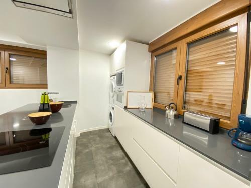 Apartamento Prado 5, Piso De Lujo A 50m De La Plaza Mayor