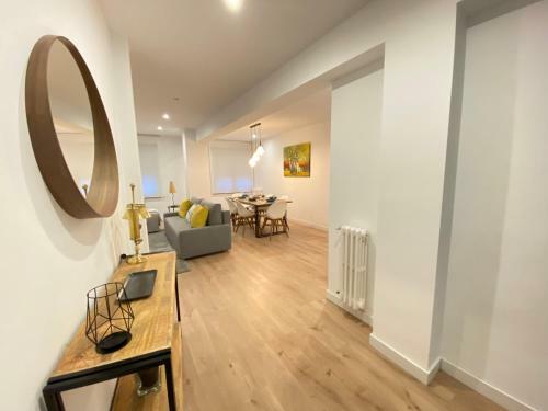 Apartamento Prado 5, Piso De Lujo A 50m De La Plaza Mayor