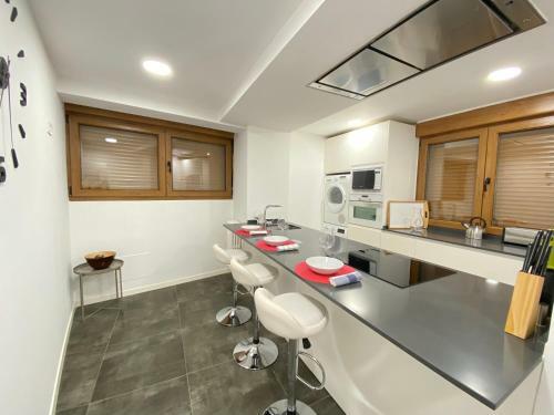 Apartamento Prado 5, Piso De Lujo A 50m De La Plaza Mayor