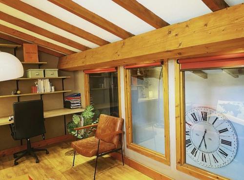 El�gante Maison De Village : Terrasse, Jacuzzi Et Garage