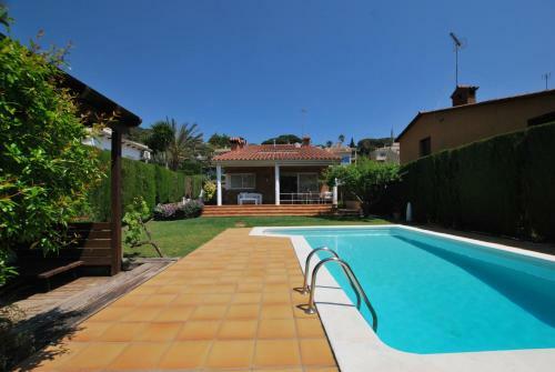 Mediterranean Family House