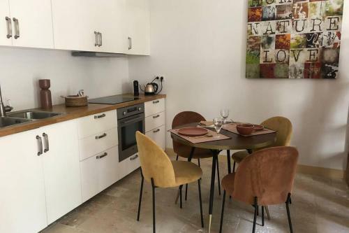 Apartamento Sommi�res : Studio De Caract�re Avec Hammam