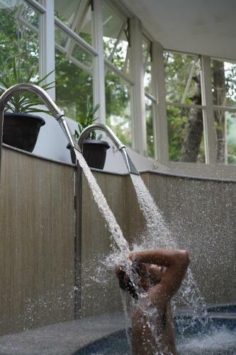Hotel Meraki Holistic Wellness Retreat