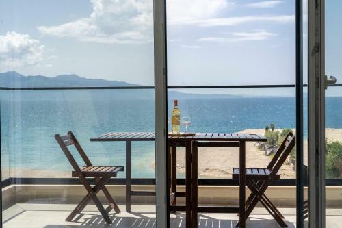 Horizon Residence - Beachfront Apartments