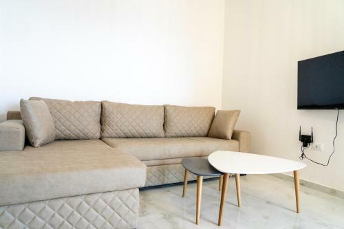 Horizon Residence - Beachfront Apartments