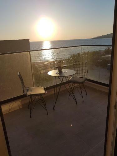 Horizon Residence - Beachfront Apartments