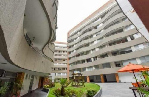 Apartamento Departamento Cerca Del Parque De La Carolina