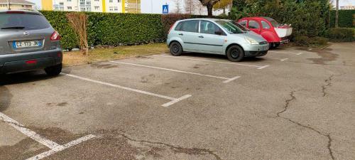 Apartamento Beau T3 Proche Gen�ve Avec Parking Gratuit