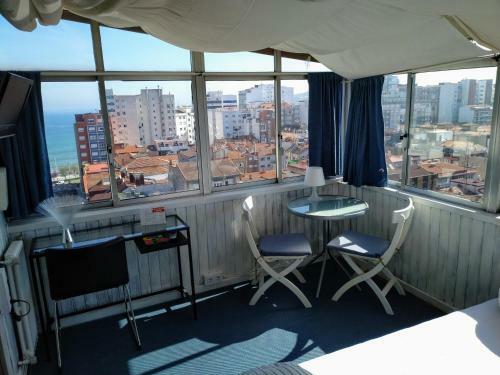 Apartamento �tico Ur�a
